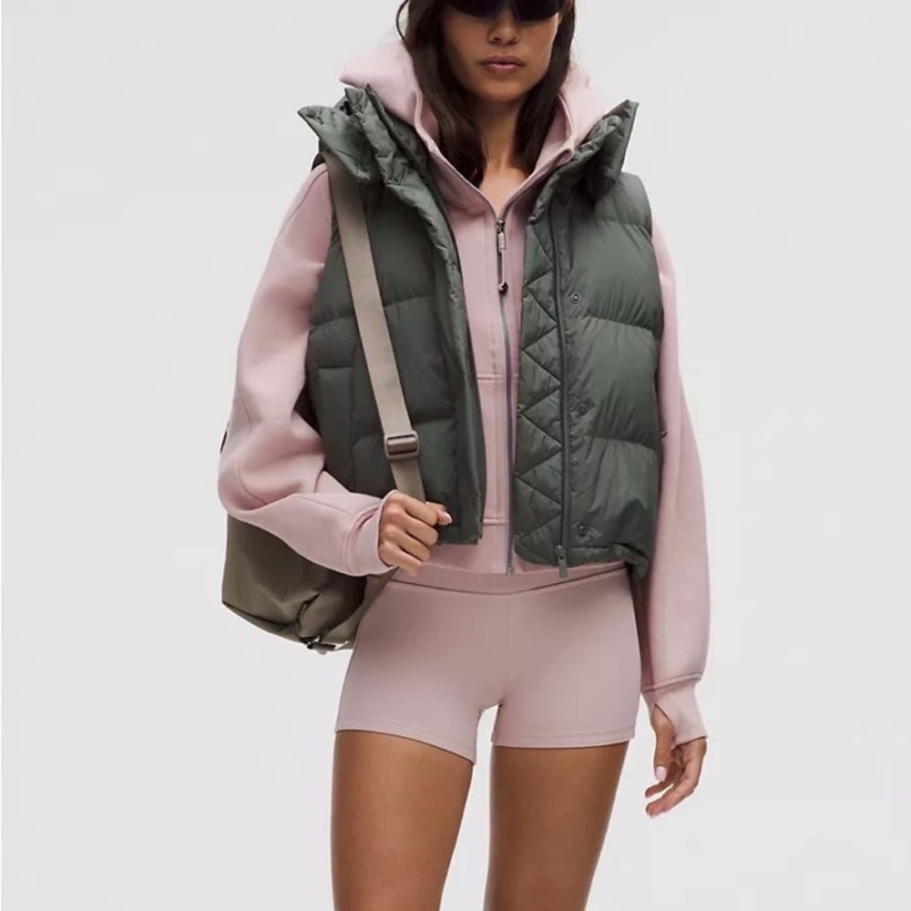 Lululemon Wunderpuff cropped Green Puffer Vest NWT SIZE 6